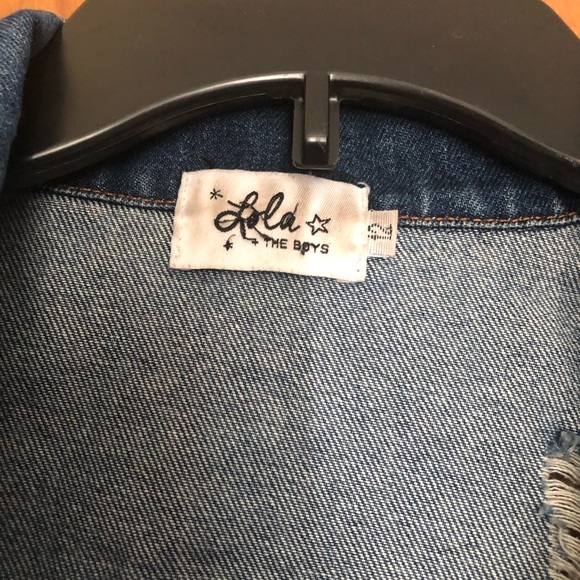 Blue Jean jacket with sequin unicorn - Picture 3 of 5